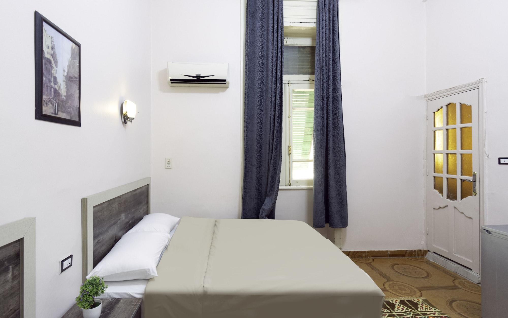 The Australian Hostel Кайро Екстериор снимка