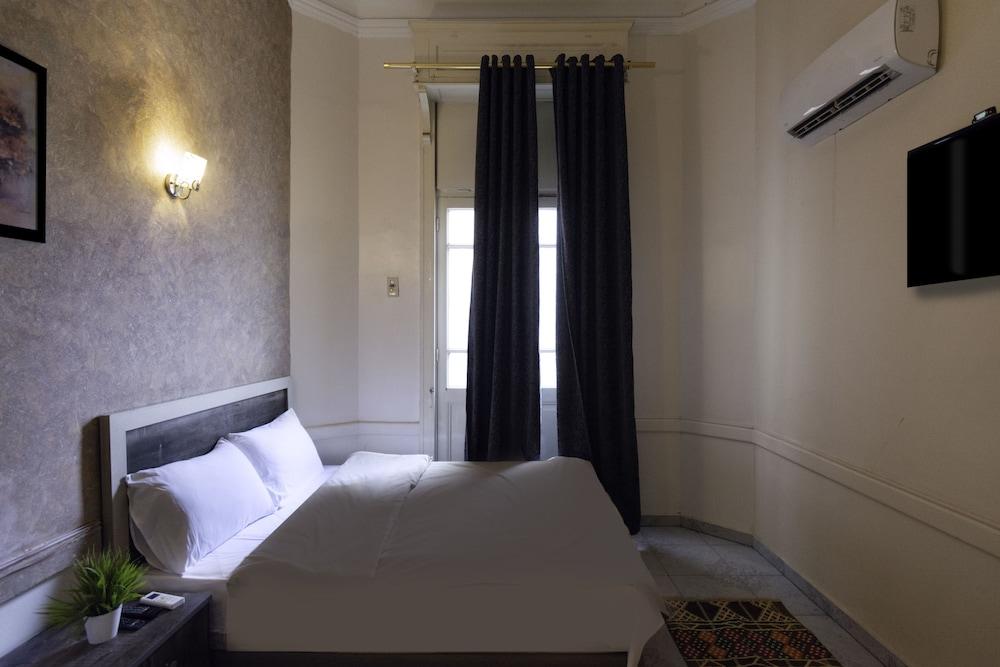 The Australian Hostel Кайро Екстериор снимка