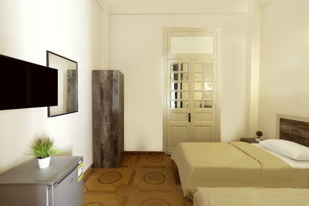 The Australian Hostel Кайро Екстериор снимка