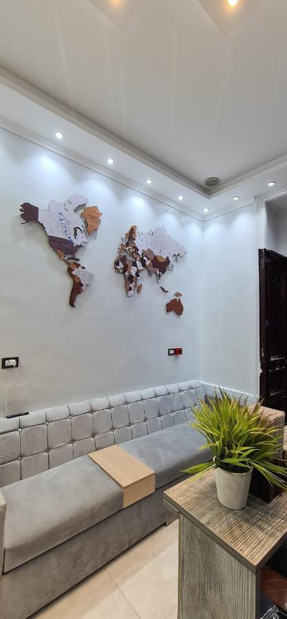 The Australian Hostel Кайро Екстериор снимка