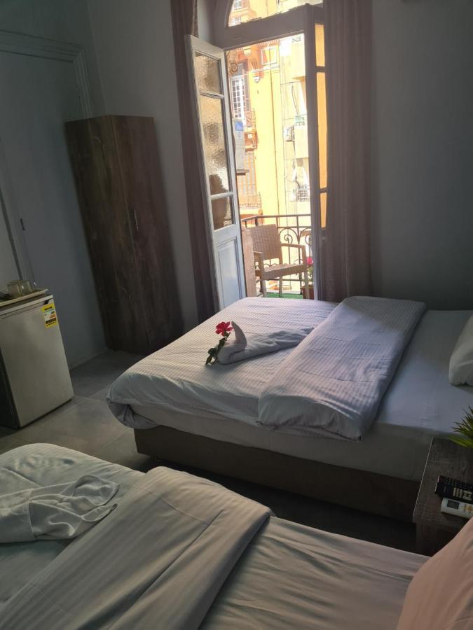 The Australian Hostel Кайро Екстериор снимка