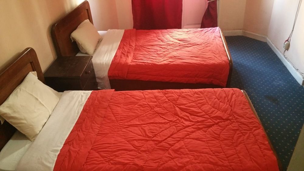 The Australian Hostel Кайро Екстериор снимка